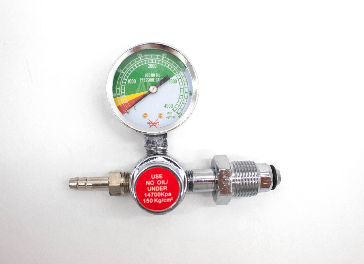 Medical Oxygen Regulator with Flow Meter - Right Hand Side